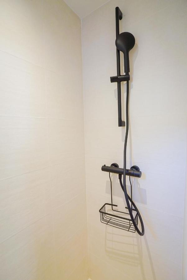 Homely Rooms ซานตานเดร์ ภายนอก รูปภาพ